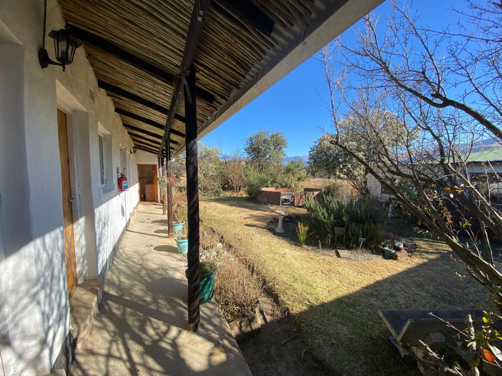 Sani Lodge & Cottages Sani Pass Exterior photo